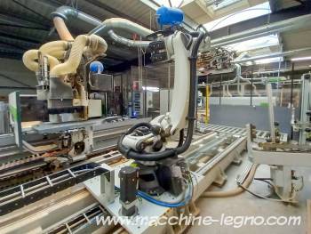 KUKA KR210 R3100 ULTRA