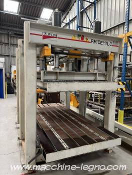 ITALPRESSE Presse froide avec table de serrage ITALPRESSE PM/DE/1/LC