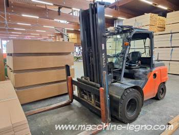 TOYOTA TONERO 40-8FD50 N