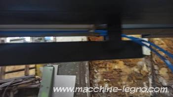 feeder for planing machines and other lignum feeder for planing machines and other lignum