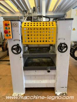 incollatrice Incollatrice a 4 rulli in gomma rigati mm.300